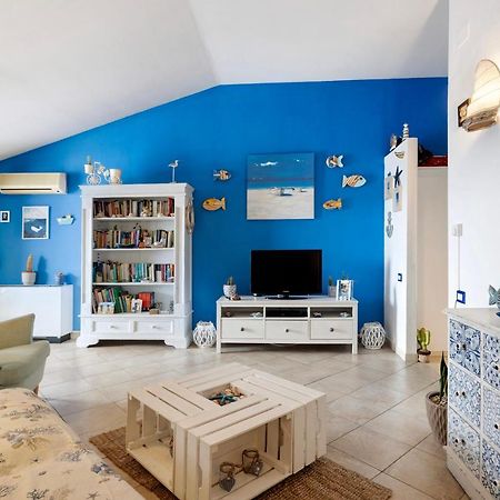 Attico Con Terrazza A Viareggio Appartement Buitenkant foto