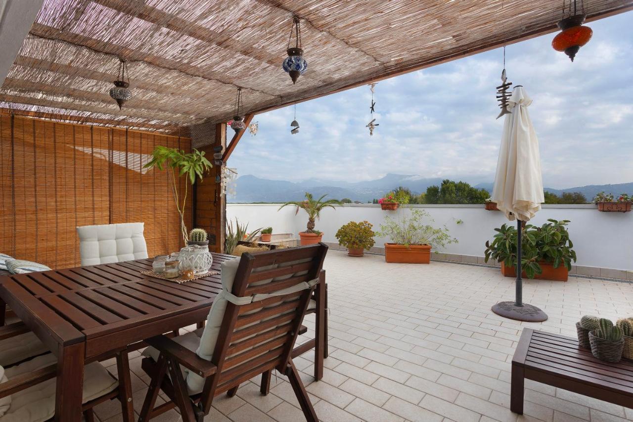 Attico Con Terrazza A Viareggio Appartement Buitenkant foto